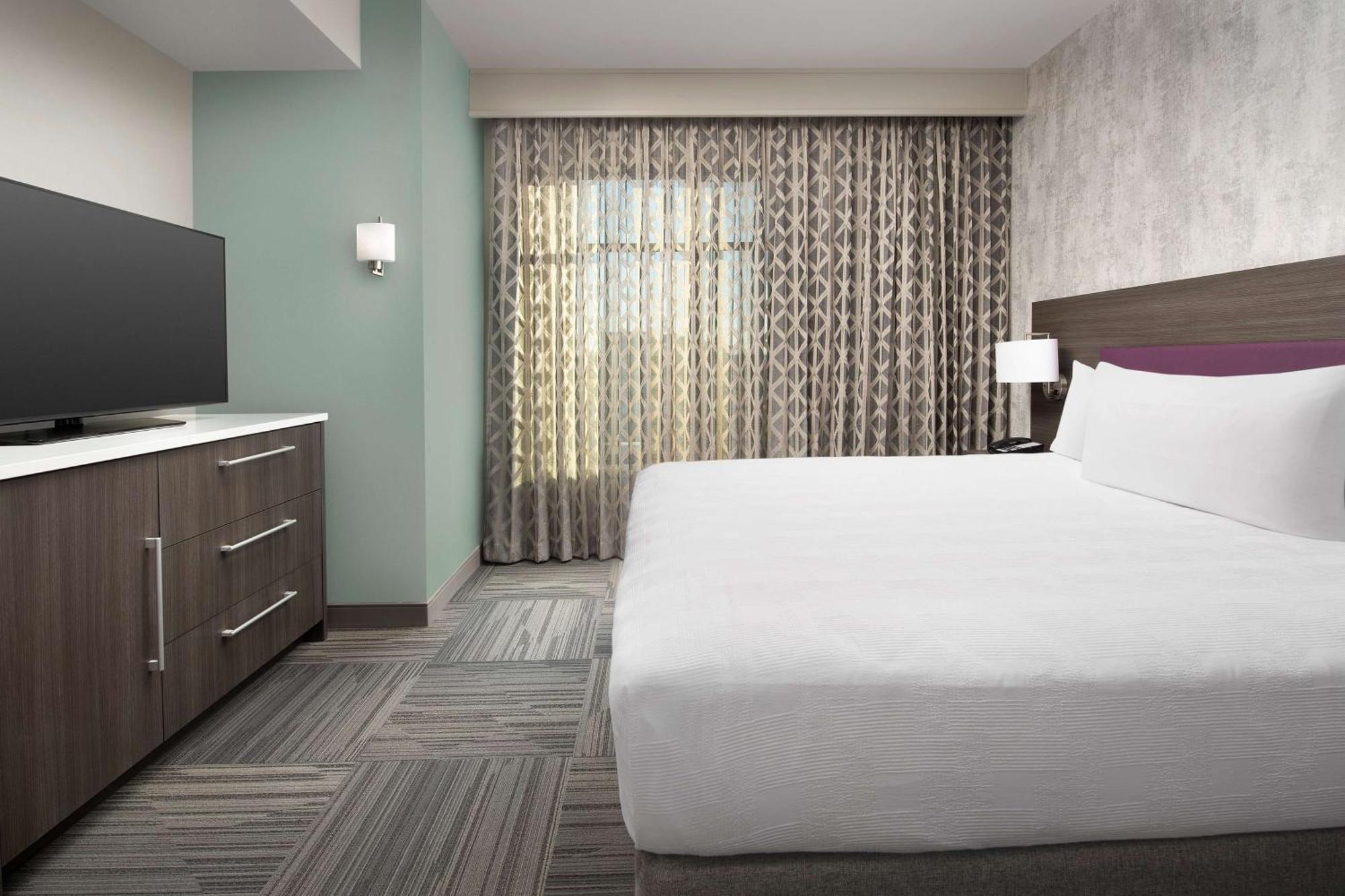 Home2 Suites By Hilton Denver Central Park Exterior photo
