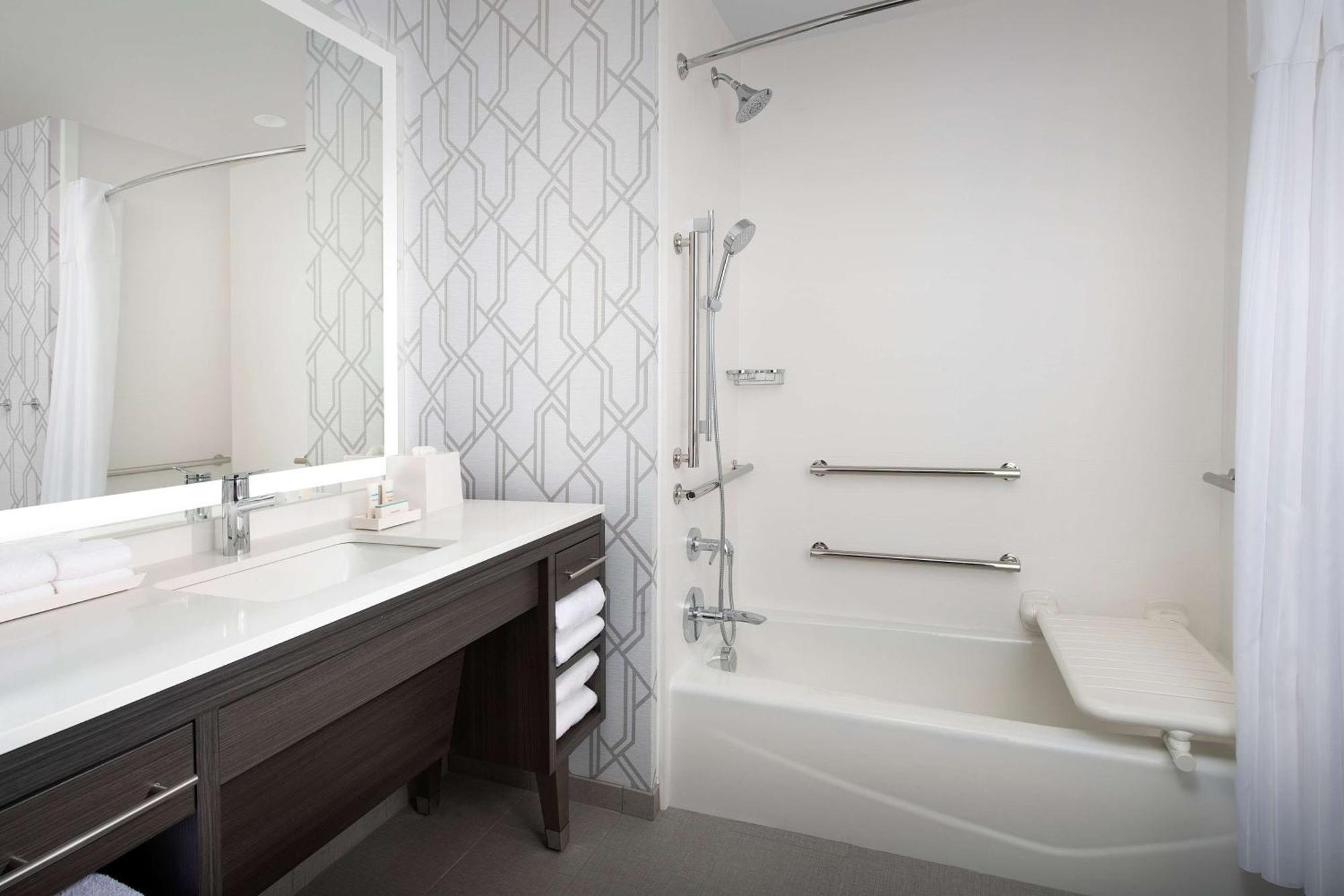 Home2 Suites By Hilton Denver Central Park Exterior photo